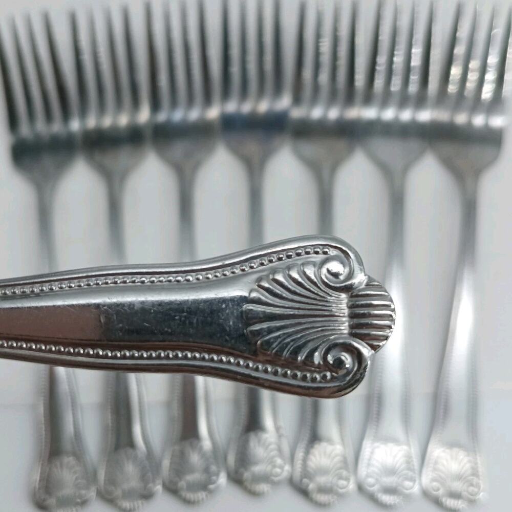 8X SF TOWLE Supreme STUART Shell Stainless Salad Forks